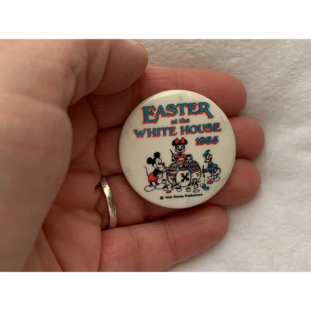 Easter At The White House 1985 Pin, Walt Disney Badge 1985